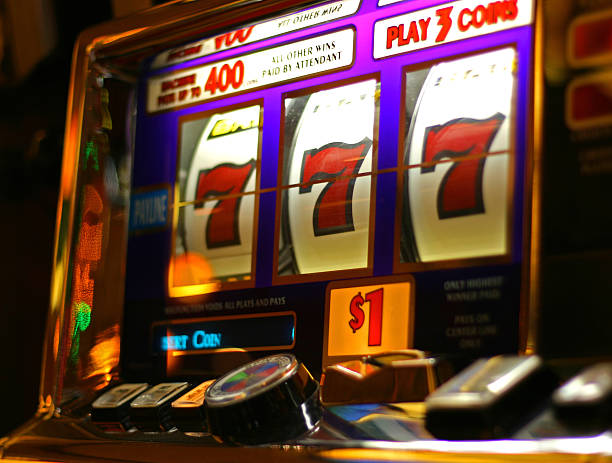 Madridbet klasik 3 makaralı retro slot makinesi 777 jackpot